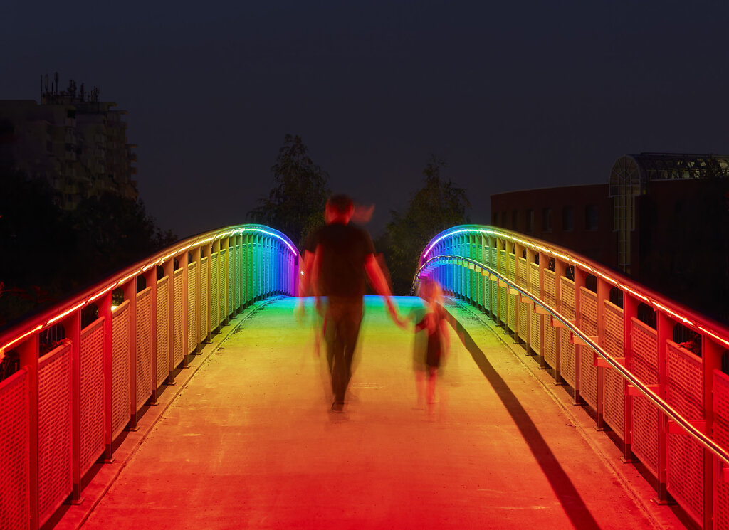 Regenbogenbrücke-Dortmund A40